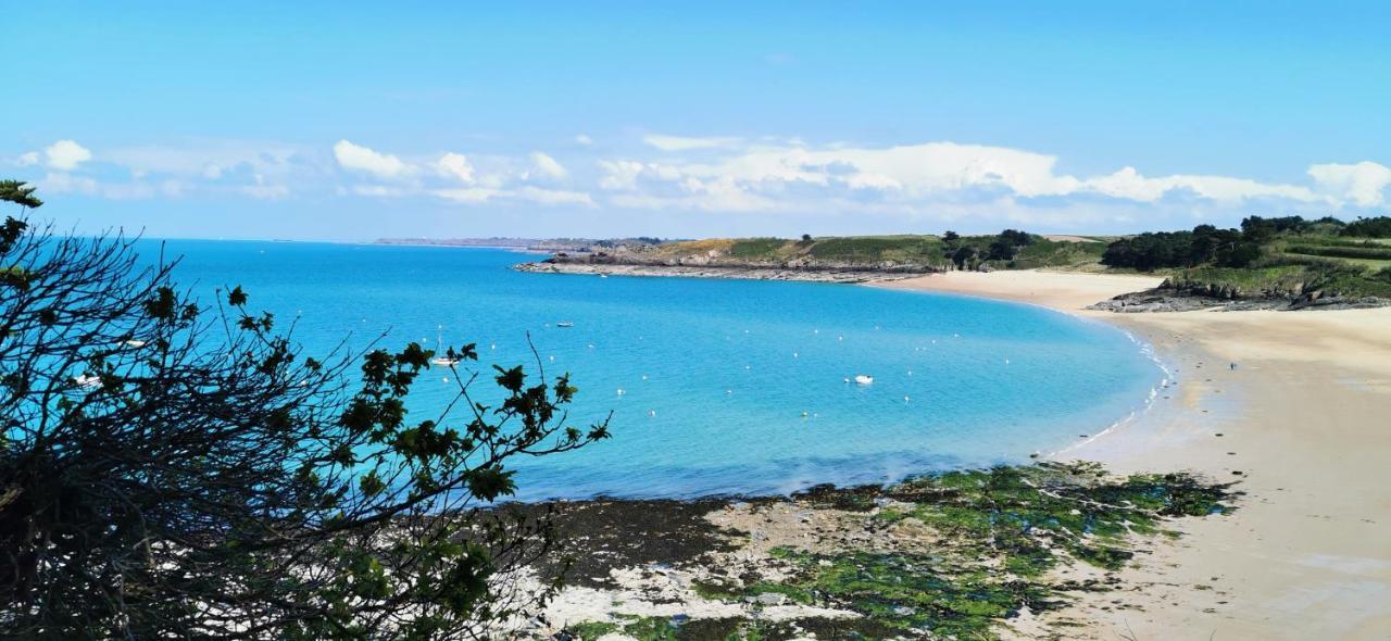 Belle Brise Lägenhet Cancale Exteriör bild