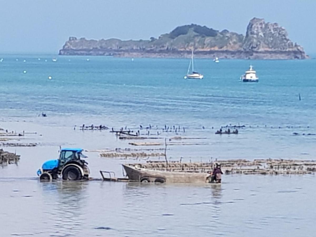Belle Brise Lägenhet Cancale Exteriör bild